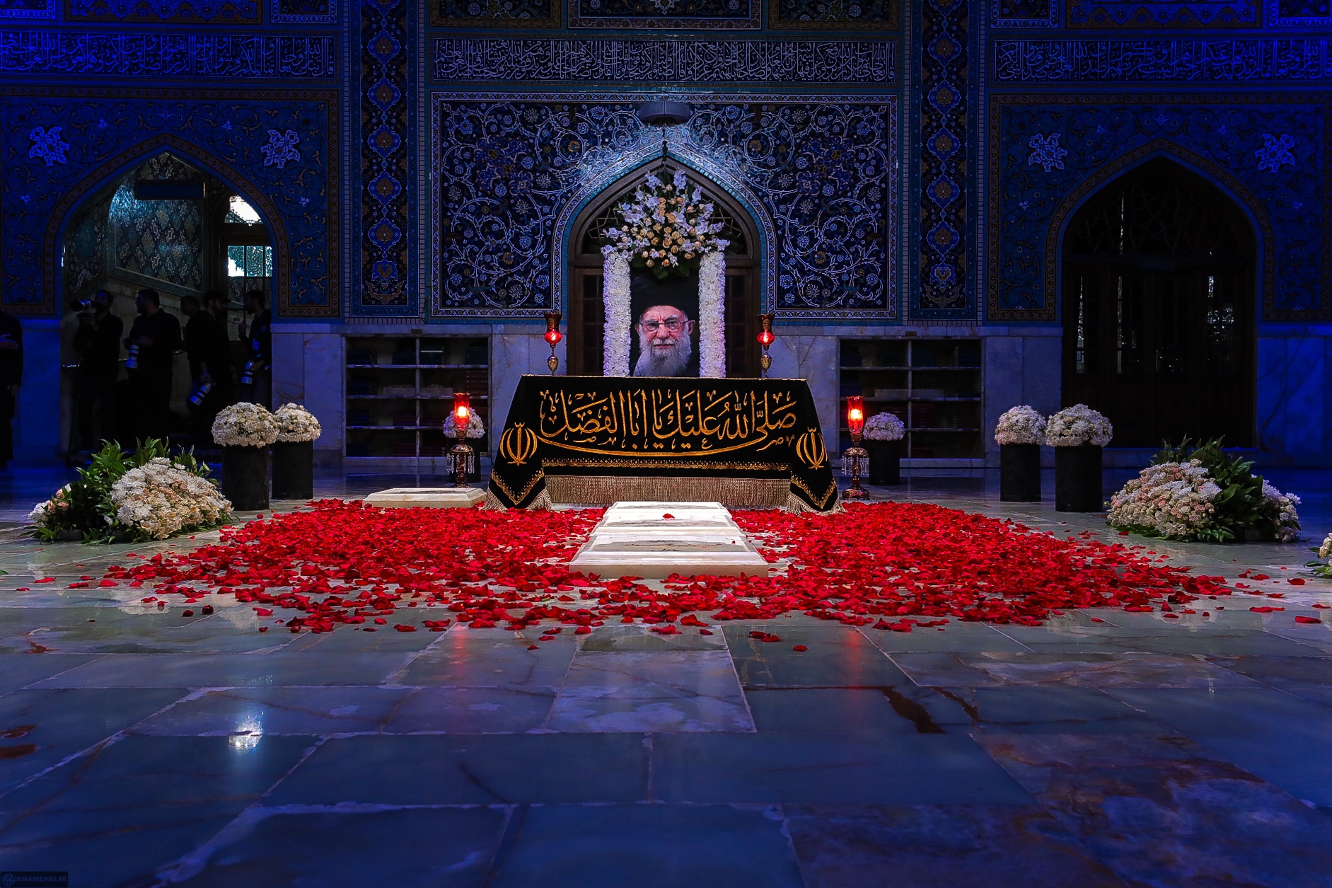 مراسم بزرگداشت چهلم آقای شهید ایران از سوی رهبر انقلاب در حرم رضوی برگزارمیشود مراسم بزرگداشت چهلم آقای شهید ایران از سوی رهبر انقلاب در حرم رضوی برگزارمیشود