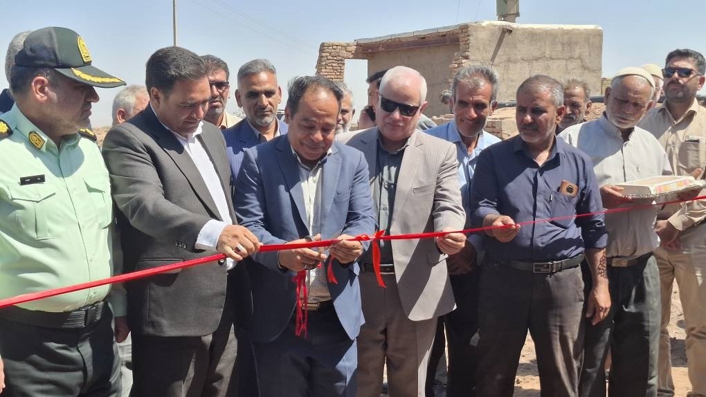 افتتاح نیروگاه خورشیدی درشهرستان ششتمد با ۳۲ میلیارد ریال هزینه افتتاح نیروگاه خورشیدی درشهرستان ششتمد با ۳۲ میلیارد ریال هزینه